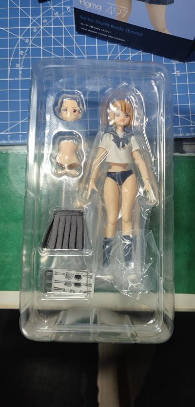 figma#497 水手服素体（Emily）