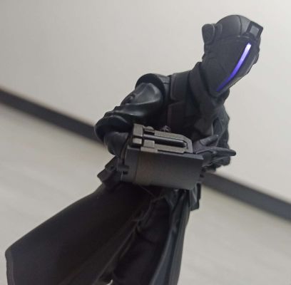 figma #517-DX 剧场版 来自深渊：深魂的黎明 波多尔多 登向明星版