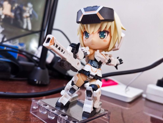 Cu-poche 	FRAME ARMS GIRL 轰雷 改