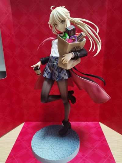 命运-冠位指定 剑士-阿尔托莉雅·潘德拉贡 [Alter] 英灵旅装版