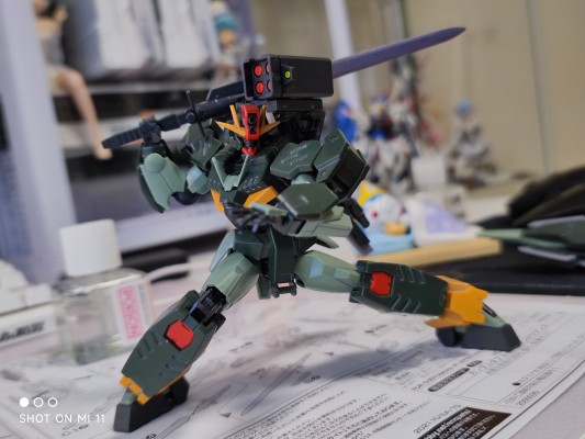 HG 1/144  量子型00指挥官高达