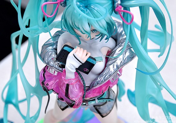 初音未来 with SOLWA