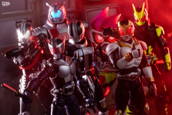 S.H.Figuarts 假面骑士龙骑 假面骑士龙骑 (空白体)