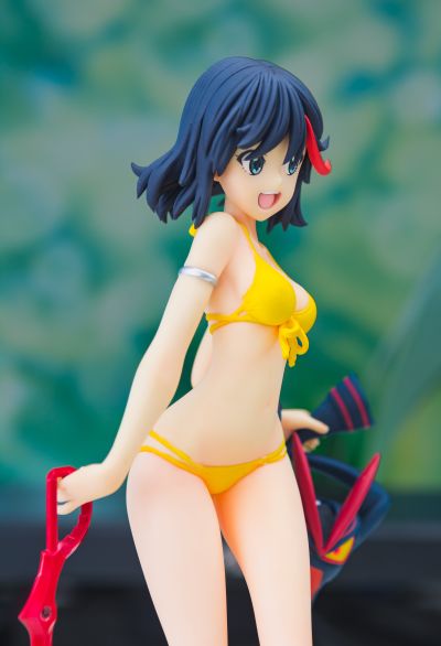 BEACH QUEENS 斩服少女 纏流子