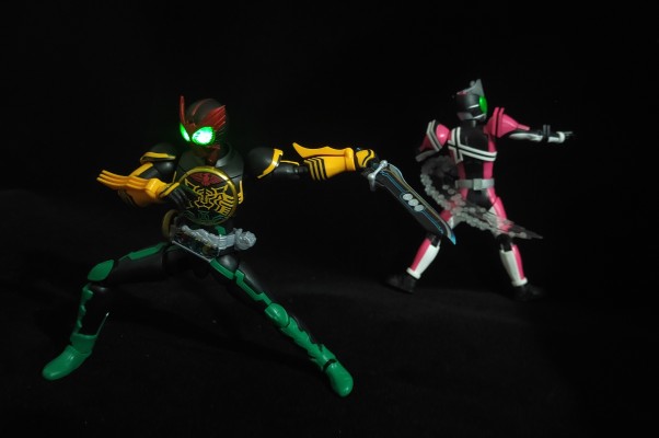 Figure-rise Standard 假面骑士欧兹 假面骑士欧兹 鹰虎蝗联组