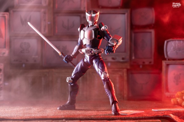 S.H.Figuarts 假面骑士龙骑 假面骑士龙骑 (空白体)