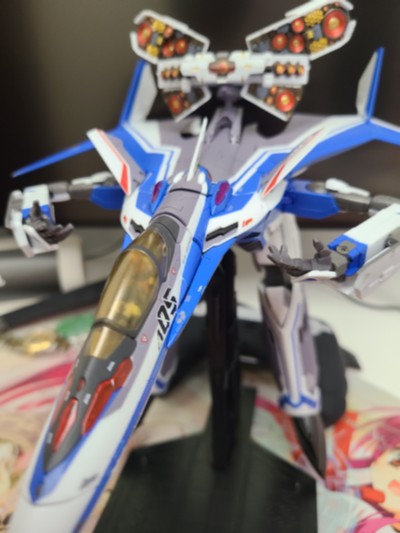DX 超合金 超时空要塞DELTA 绝对LIVE VF-31J 齐格飞 疾风·伊梅尔曼专用机 【FAULD投影单元装备】