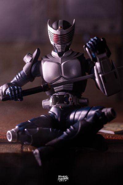 S.H.Figuarts 假面骑士龙骑 假面骑士龙骑 (空白体)