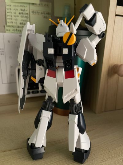 EG 1/144 ν高达