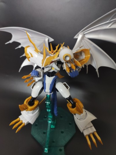 Figure-rise Standard Amplified 剧场版 数码宝贝02 超恶魔兽的反击 帝皇龙甲兽 圣骑士形态