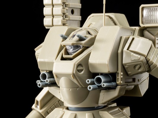 超时空要塞  MBR-04-Mk.IV 歼击机器人 战斧