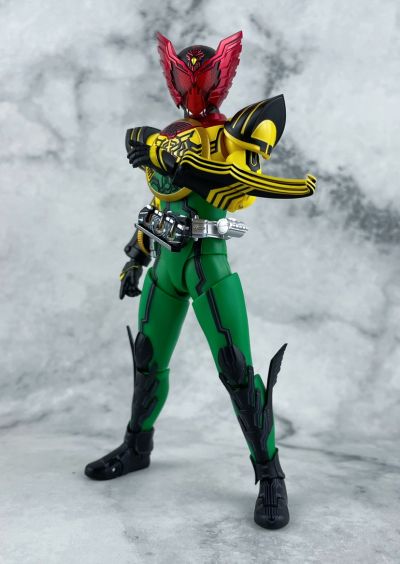 S.H.Figuarts(真骨雕制法) 假面骑士卌骑与欧兹 电影大战 超级激战 假面骑士欧兹 超级鹰虎蝗联组