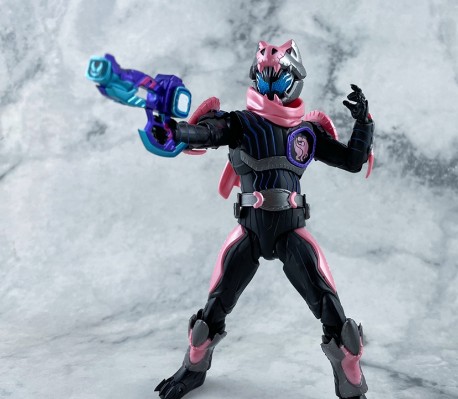S.H.Figuarts 假面骑士利维斯 假面骑士维斯 暴龙基因