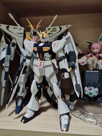 EG 1/144 ν高达