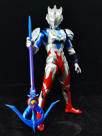 S.H.Figuarts  泽塔奥特曼 泽塔奥特曼 阿尔法装甲 特别配色版