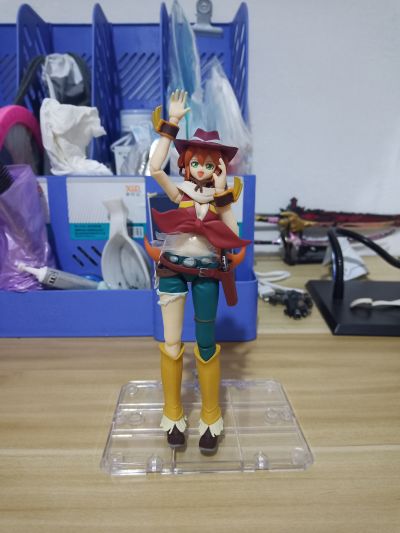 S.H.Figuarts 巴克·亚罗/BACK ARROW 艾尔莎·林