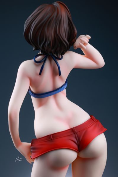 岸见荣子 在客户公司中露出其丰满肉体晒日光浴ver.