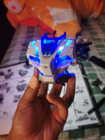 PG 1/60  完美独角兽高达