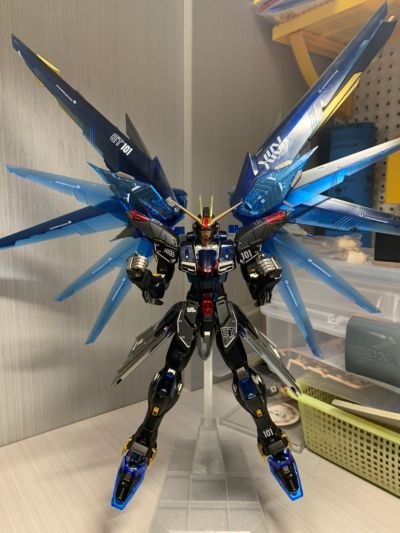 MG 高达基地限定  机动战士高达SEED ZGMF-X10A 自由高达2.0[透明配色]