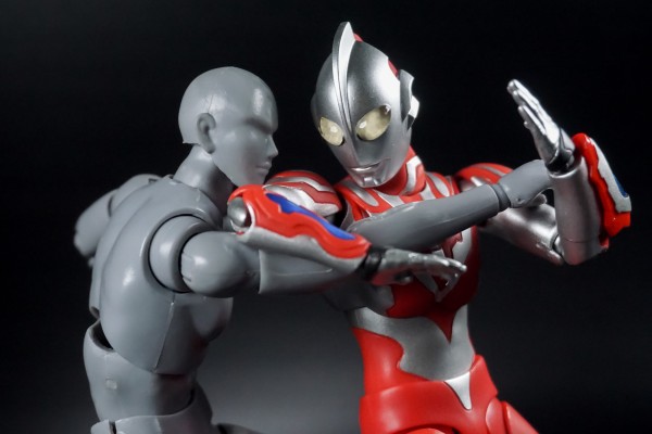 S.H.Figuarts 奥特银河格斗 命运冲突 利布特奥特曼