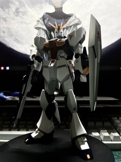 EG 1/144 ν高达