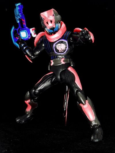 S.H.Figuarts 假面骑士利维斯 假面骑士维斯 暴龙基因