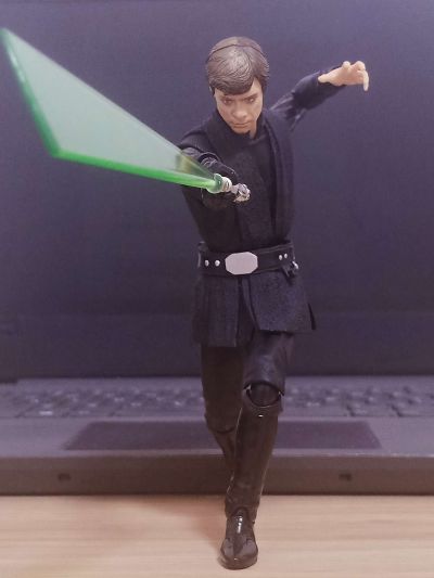 S.H.Figuarts 星球大战：曼达洛人 卢克·天行者