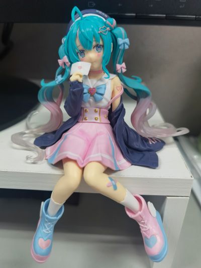 压泡面  初音未来   恋爱的水手服