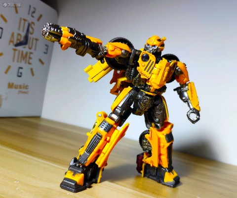 工作室系列 SS-48 大黄蜂(2018) Bumble Offroad 