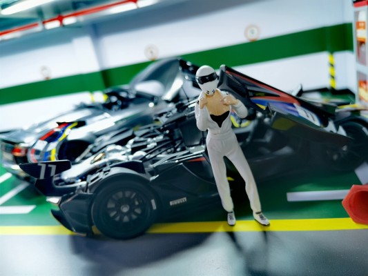 1/18 迈凯伦 675 LT (橘色)