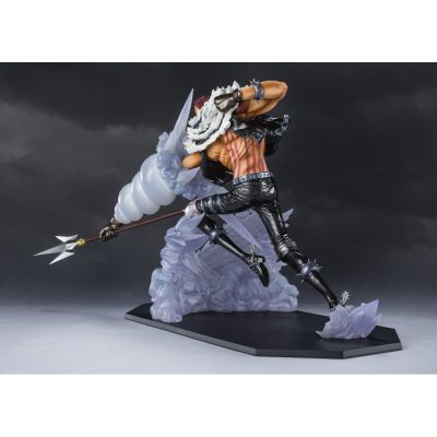 FiguartsZERO 航海王  夏洛特·卡塔库栗 特别配色版