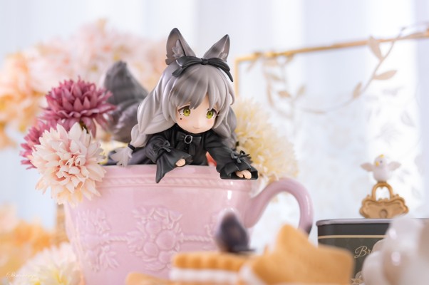 花香鸟语茶会猫