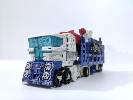 变形金刚围城系列 SG-7 戦え! 超ロボット生命体 变形金刚 2010&变形金刚 ザ・ムービー ウルトラマグナス 