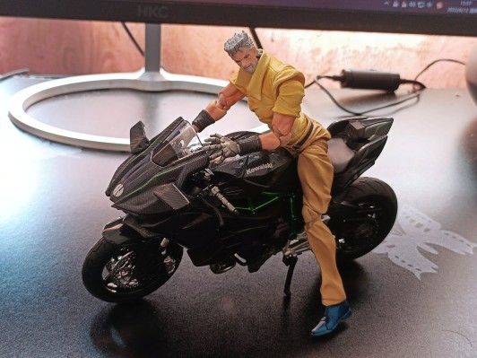 figma BlackGoldSaw 『黑岩射手』より