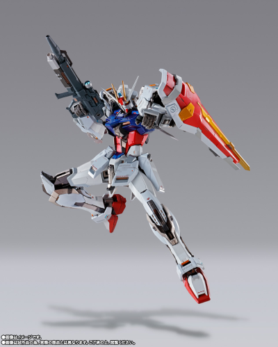 METAL BUILD   强袭高达 -赫利俄波利斯亮相版-
