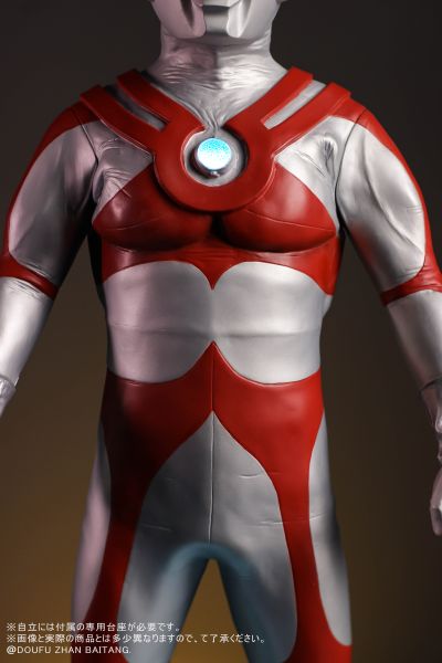 真的杰作系列PLUS 巨型系列 艾斯奥特曼