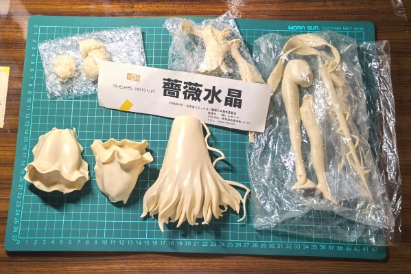 蔷薇少女  FIGURE FIGURE 薔薇水晶 未涂装 BOX版