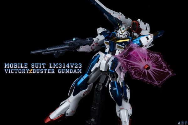 MG  1/100  高达基地专属商品   V2高达突击爆击型 Ka版  [钛金质感]