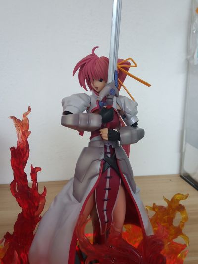 GUTTOKURU人形收藏系列12 魔法少女奈叶StrikerS シグナム Ver.2