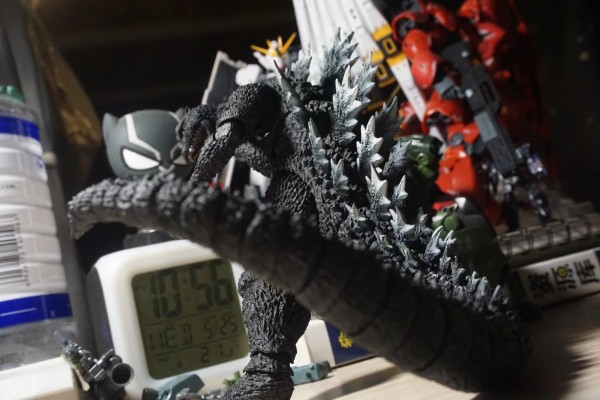 S.H.MonsterArts 哥斯拉 (2004)