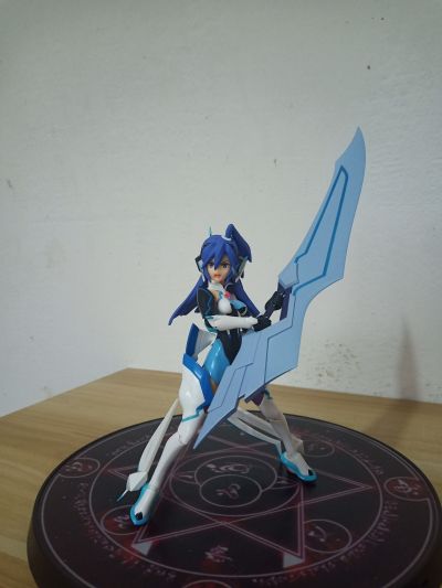 figma #158 战姬绝唱 风鸣翼