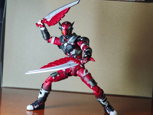 S.H.Figuarts 假面骑士零一 假面骑士雷