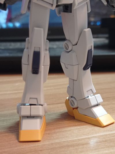 HGUC 机动战士高达0079：吉翁最前线 RX-78-6高达六号机 泥岩