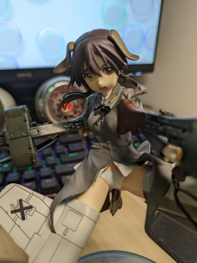 强袭魔女&强袭魔女2 歌尔特露特・巴克霍隆 剧场公开限定版