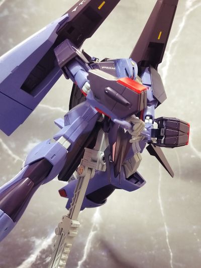 HGUC 1/144 机动战士Z高达 PMX-000 梅萨拉