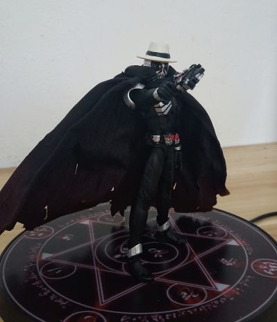 S.H.Figuarts 	假面骑士联手出击 双骑与帝骑 电影大战2010 假面骑士颅骨