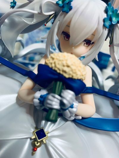 魔女之旅 伊蕾娜 夏日白裙