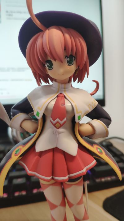 魔女娘 埃蕾内・西尔瓦娜