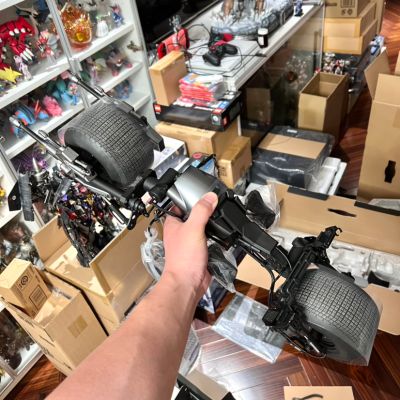MMS591 电影杰作系列 蝙蝠侠：黑暗骑士崛起 蝙蝠摩托