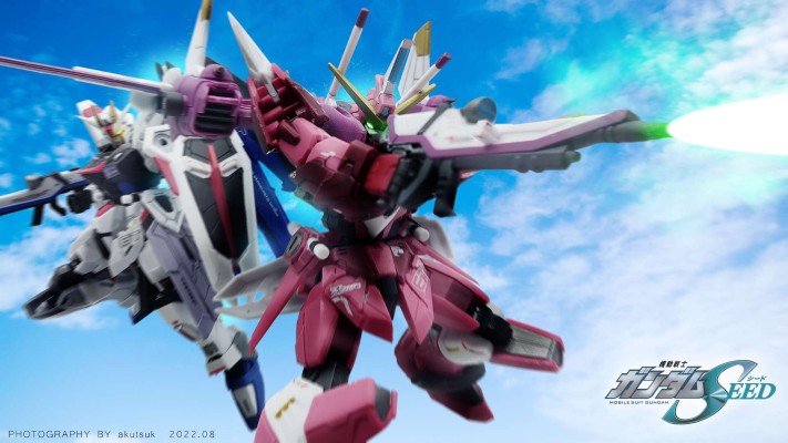 机动战士高达 G框架 EX03 机动战士高达SEED 高清重制版  GAT-X105+AQM／E-YM1	完美强袭高达 &  FX-550 空中霸王